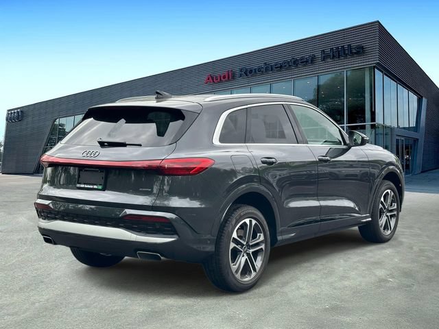 Used 2025 Audi Q5 Premium w/ Convenience Package AWD/4WD image 5