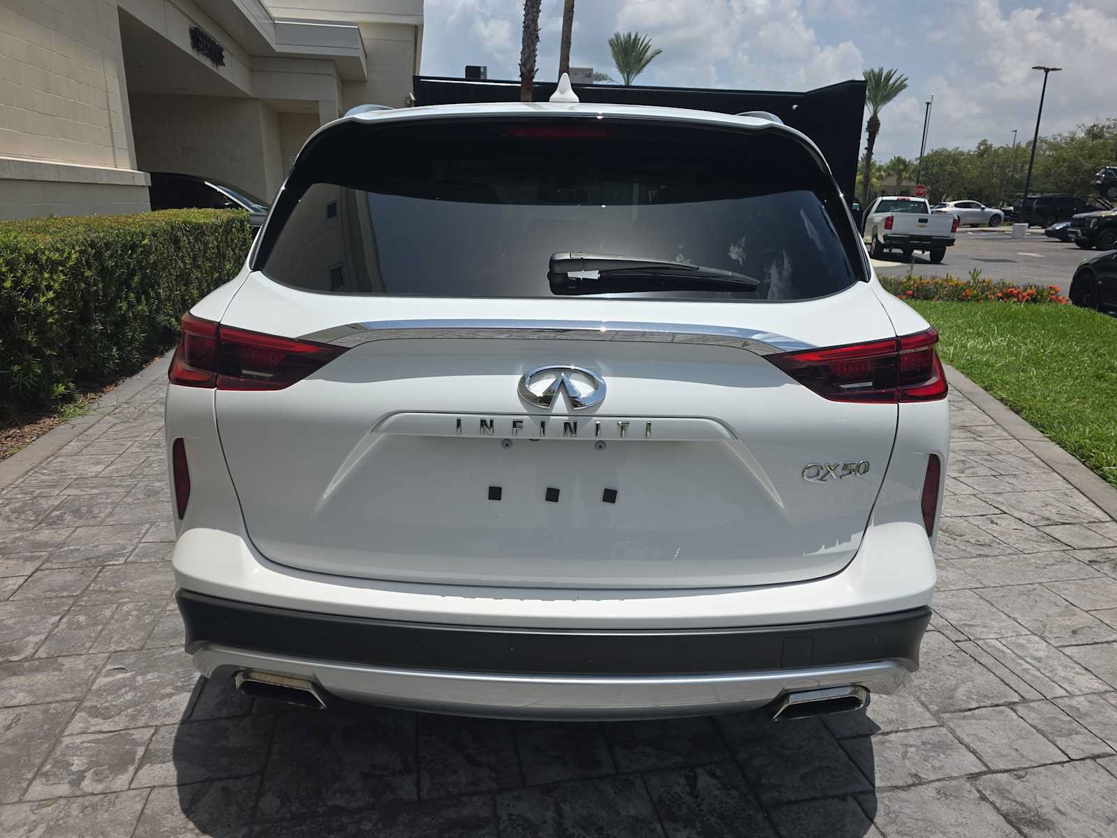 Used 2021 INFINITI QX50 Essential FWD image 5