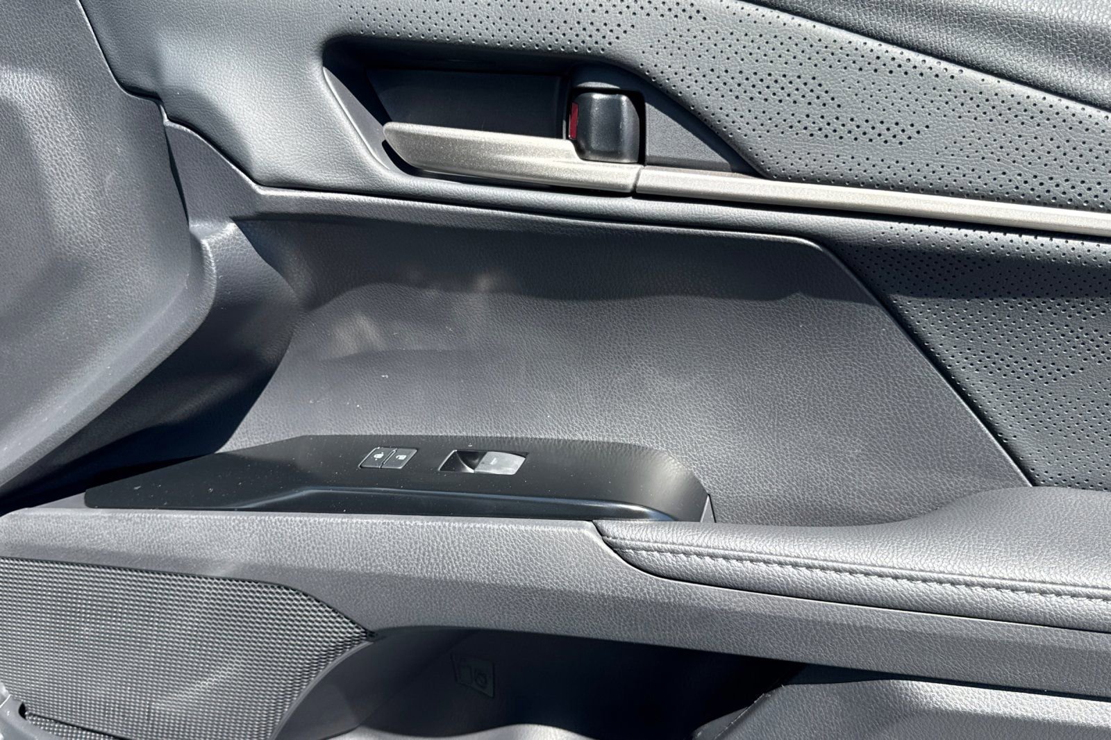 New 2026 Toyota Camry XSE FWD image 19