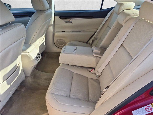 Used 2015 Lexus ES 350 w/ Premium Package FWD image 19