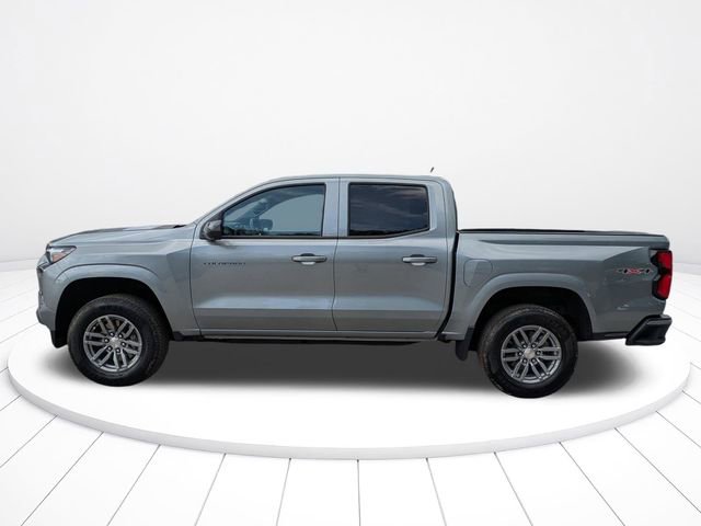 Used 2025 Chevrolet Colorado LT w/ LT Convenience Package image 7