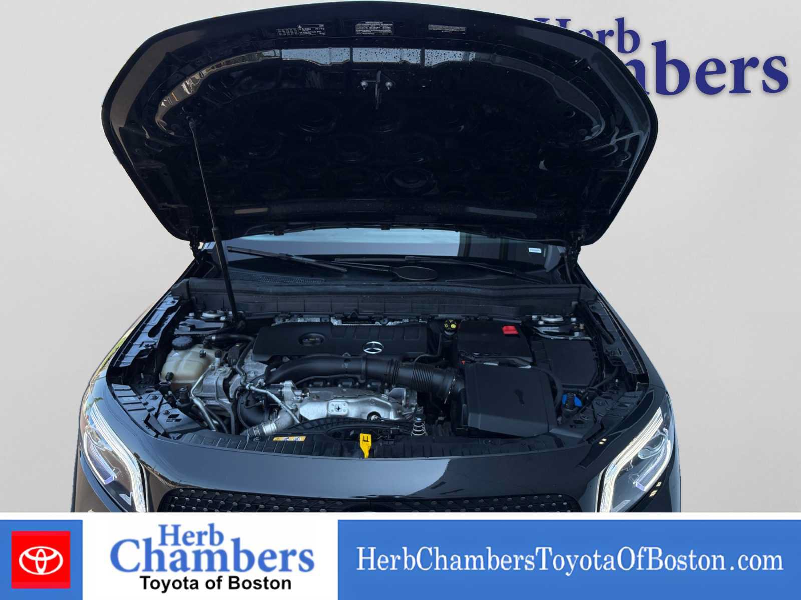 Used 2022 Mercedes-Benz GLB 250 4MATIC image 7