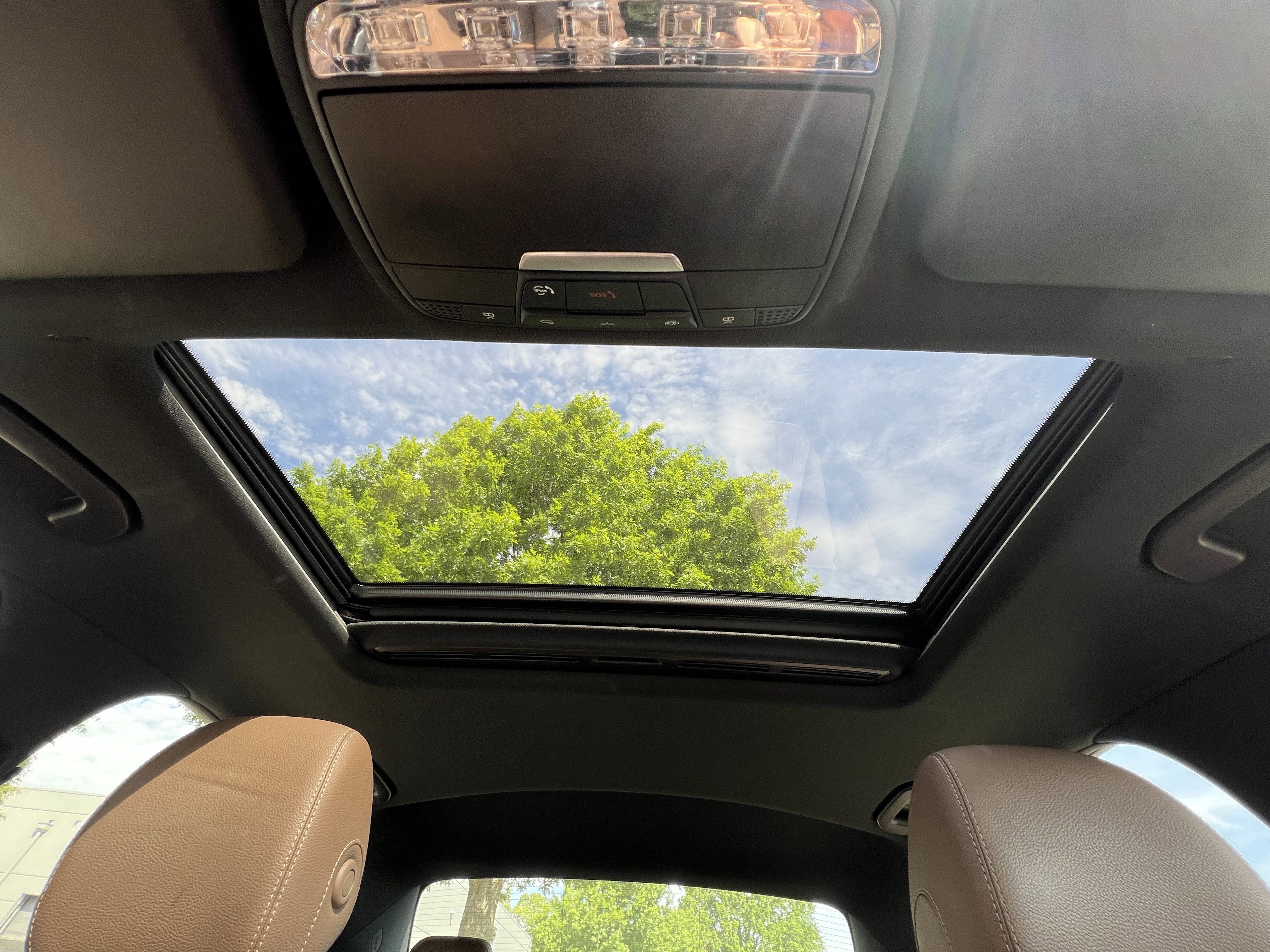 Used 2020 Mercedes-Benz E 350 Sedan image 29