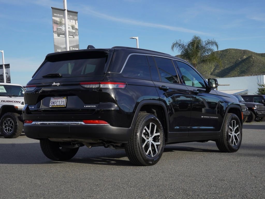 Certified 2024 Jeep Grand Cherokee Limited image 4