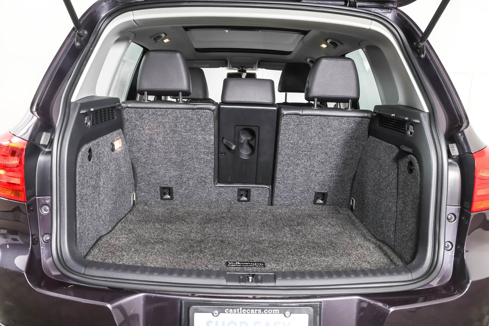 Used 2016 Volkswagen Tiguan SE image 41