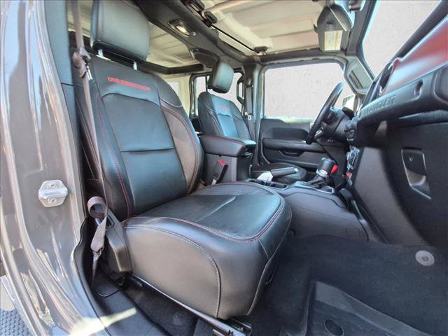 Used 2018 Jeep Wrangler Unlimited Rubicon AWD/4WD image 16