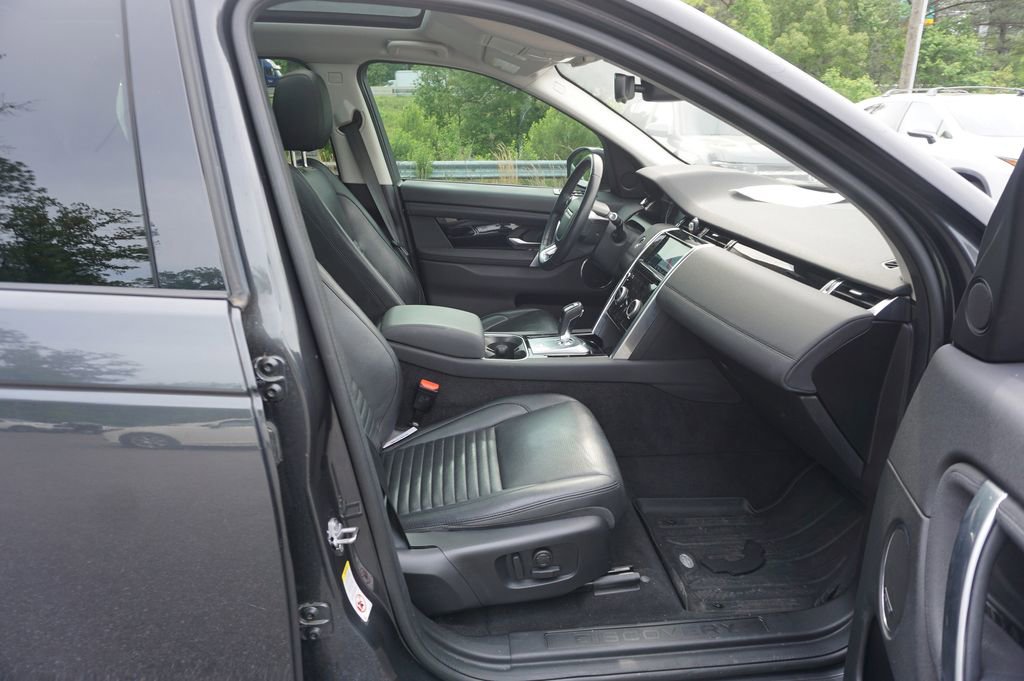 Used 2020 Land Rover Discovery Sport S image 16