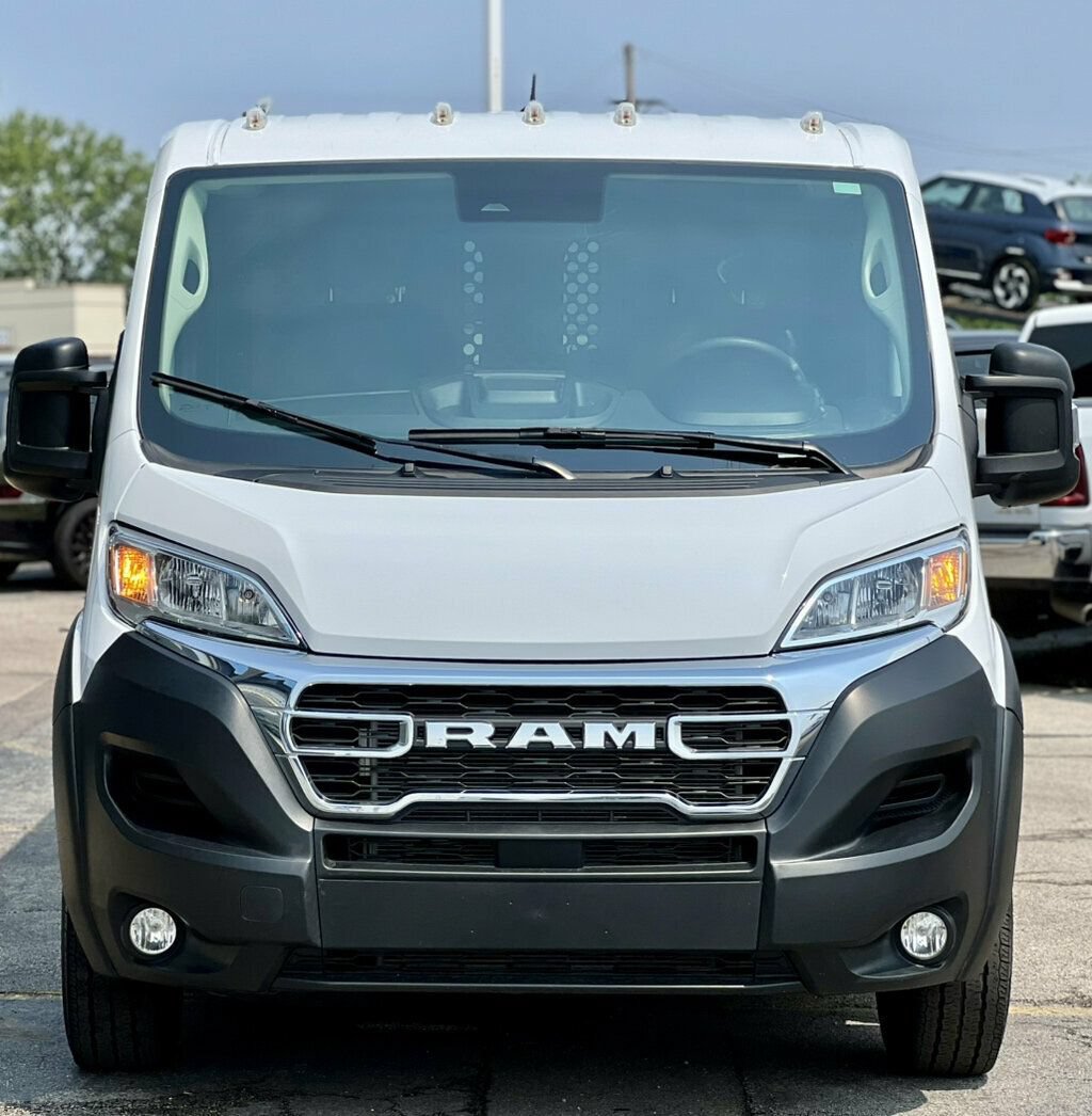 Used 2025 RAM ProMaster 2500 w/ U-Haul Equipment Group FWD image 7