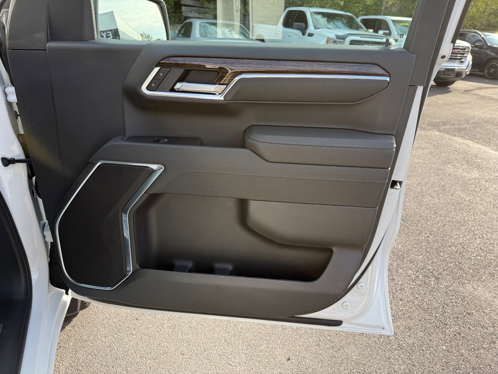 New 2026 GMC Sierra 1500 Elevation image 22