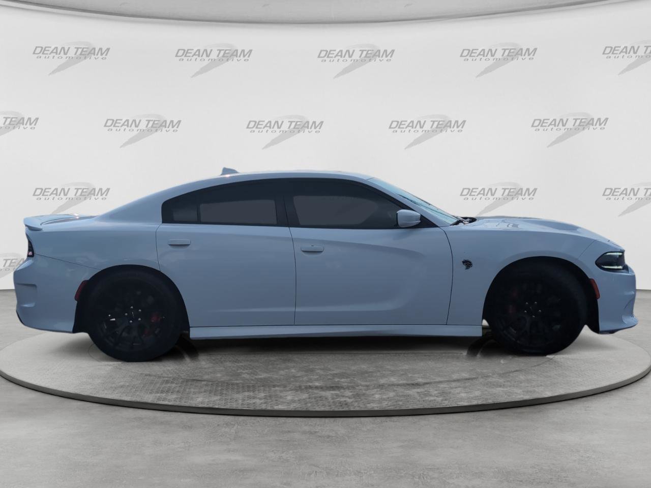 Used 2016 Dodge Charger SRT Hellcat w/ Harman/Kardon Audio Group RWD image 8