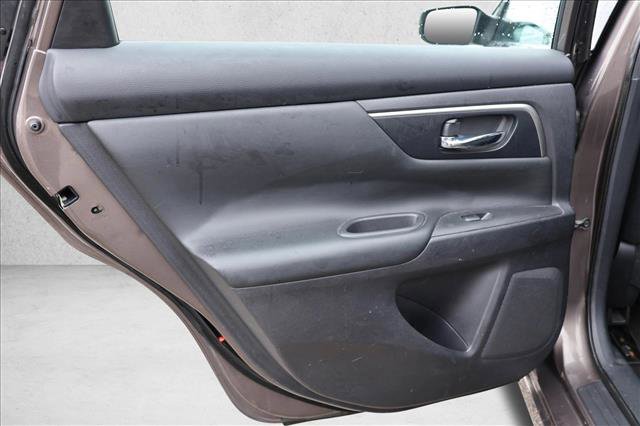 Used 2015 Nissan Altima 2.5 S w/ Special Edition Package image 21