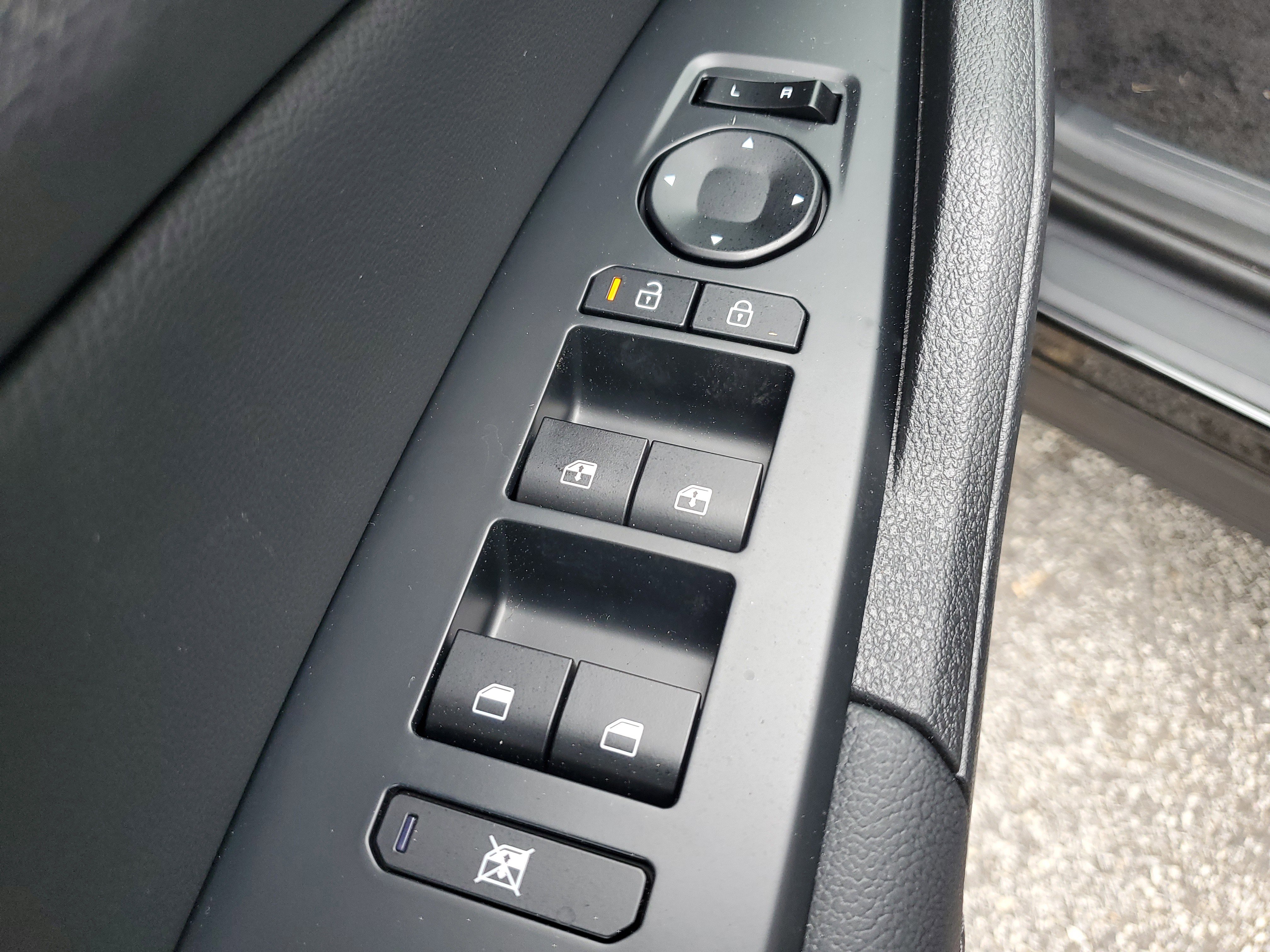 New 2026 Kia Sportage EX image 22