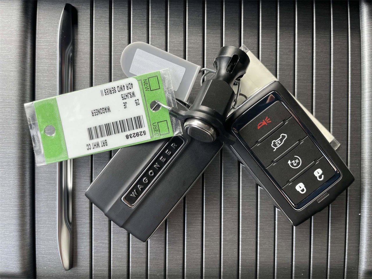 New 2025 Jeep Wagoneer Series II w/ Premium Group I image 40