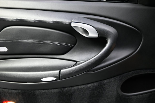 Used 2003 Porsche 911 GT2 RWD image 44