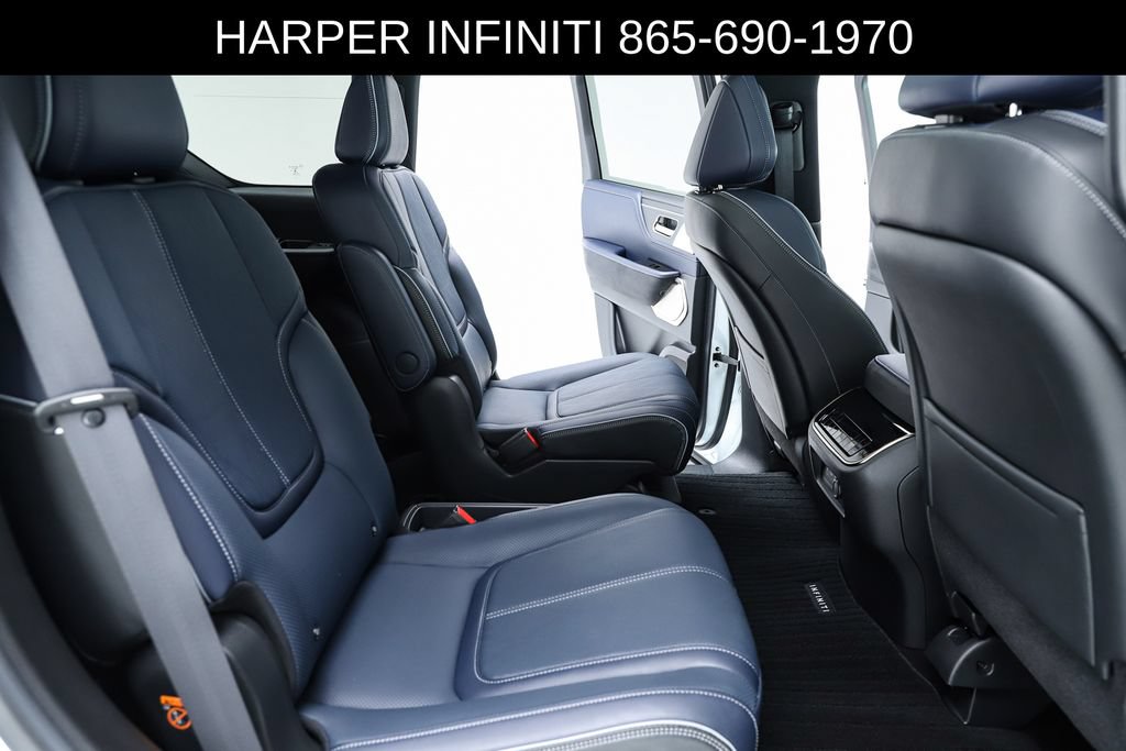 Certified 2026 INFINITI QX80 4WD w/ Sport Exterior Package image 38