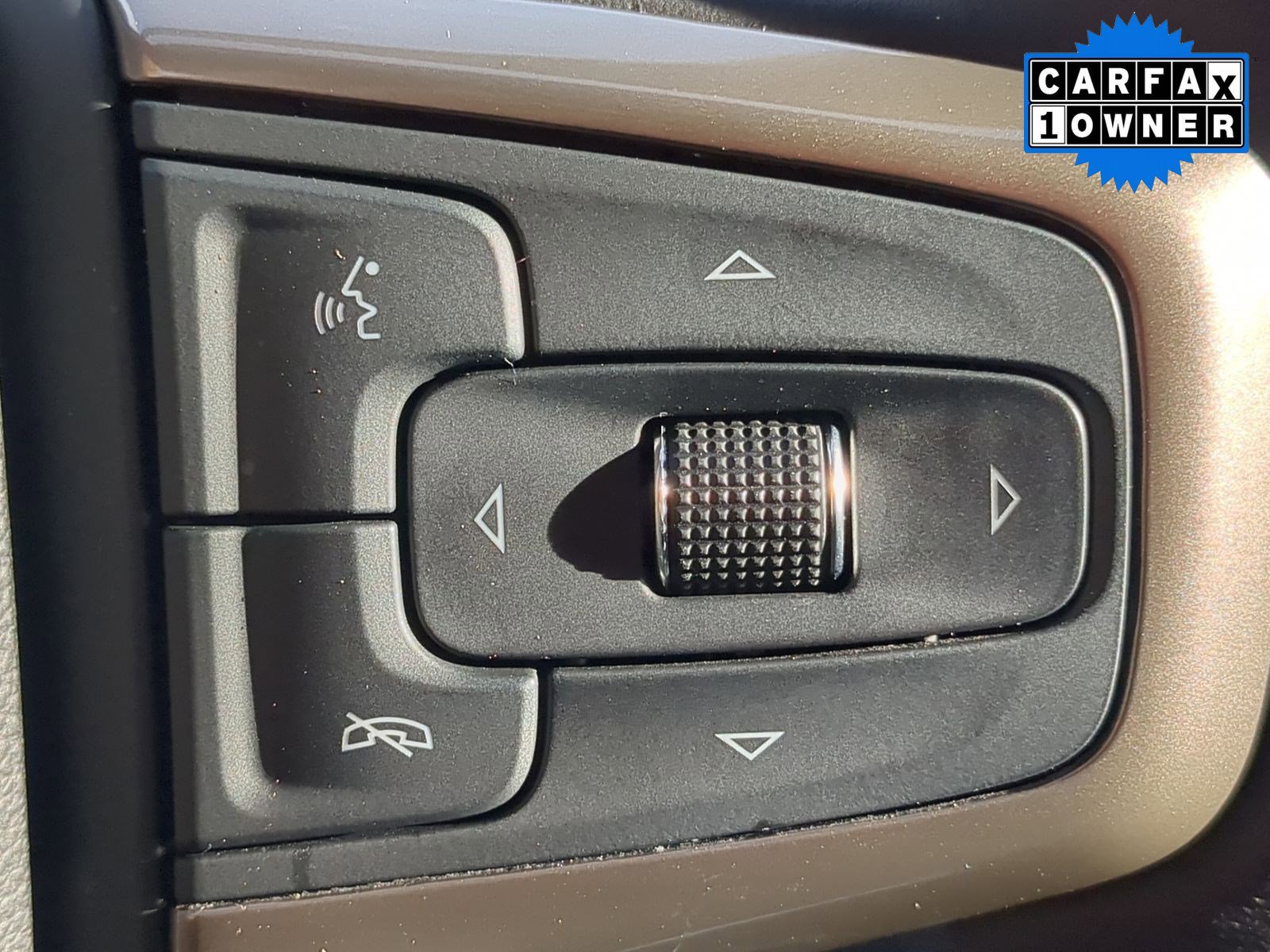 Used 2023 Chevrolet Silverado 1500 High Country w/ Technology Package image 14