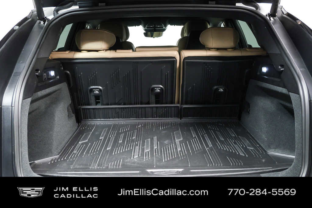 Used 2024 Cadillac Lyriq Luxury w/ Nappa Leather Package AWD/4WD image 28