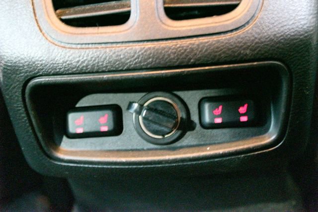 Used 2018 Ford Taurus Limited AWD/4WD image 16
