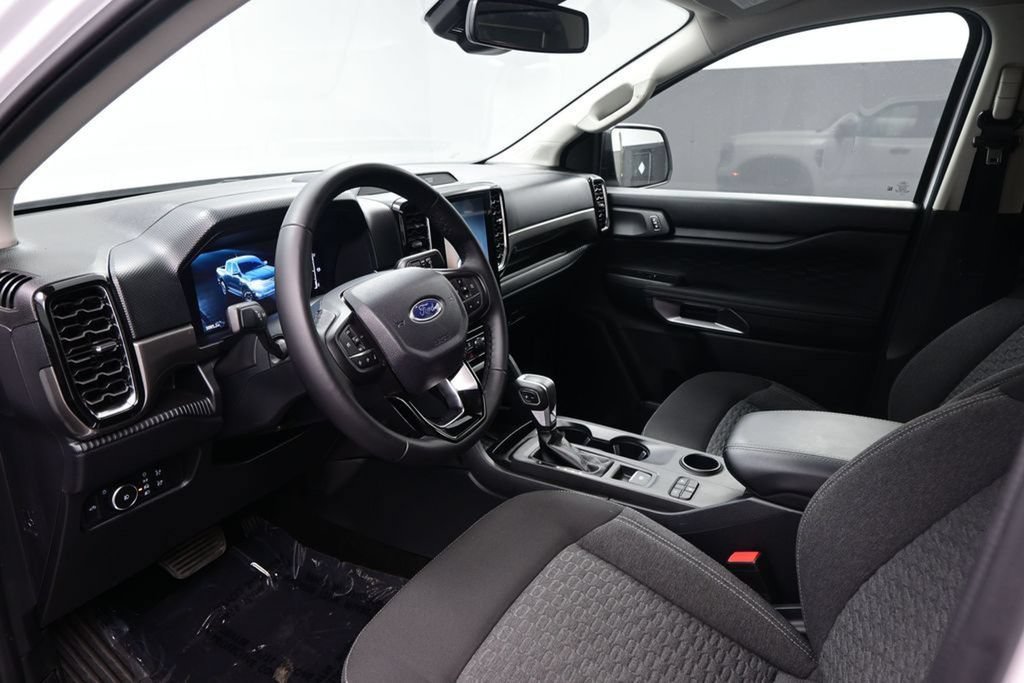 Used 2025 Ford Ranger XLT RWD image 8