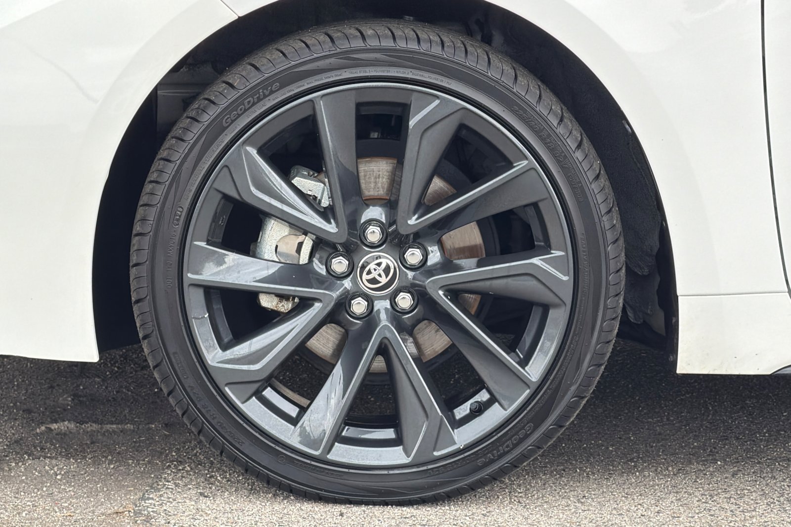 Used 2024 Toyota Corolla SE FWD image 27