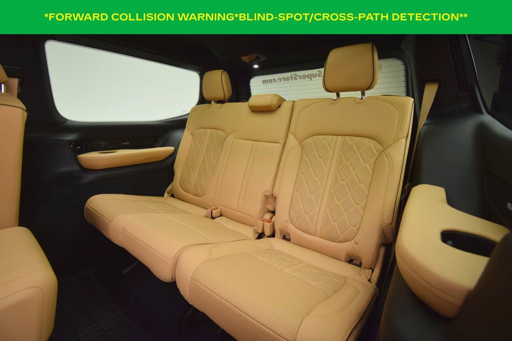 Used 2025 Jeep Grand Wagoneer Series III image 17