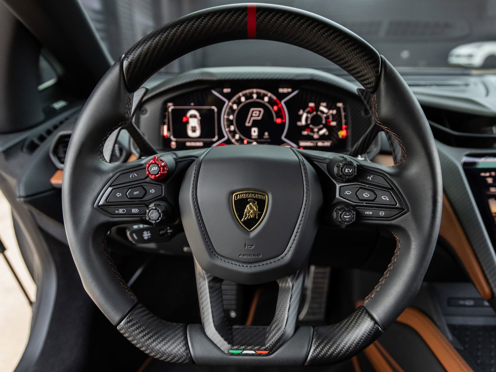 Used 2024 Lamborghini Revuelto AWD/4WD image 34