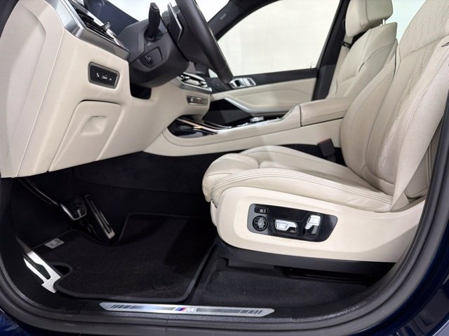 Certified 2024 BMW X7 xDrive40i w/ Executive Package AWD/4WD image 14