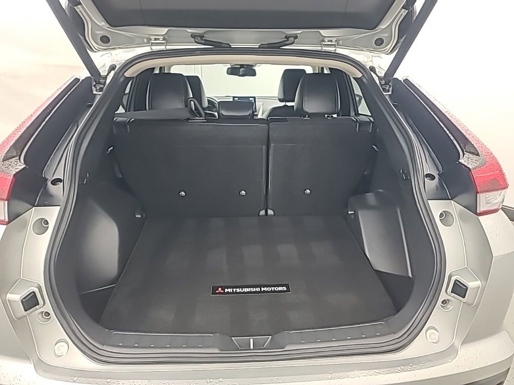 Used 2025 Mitsubishi Eclipse Cross SE image 17
