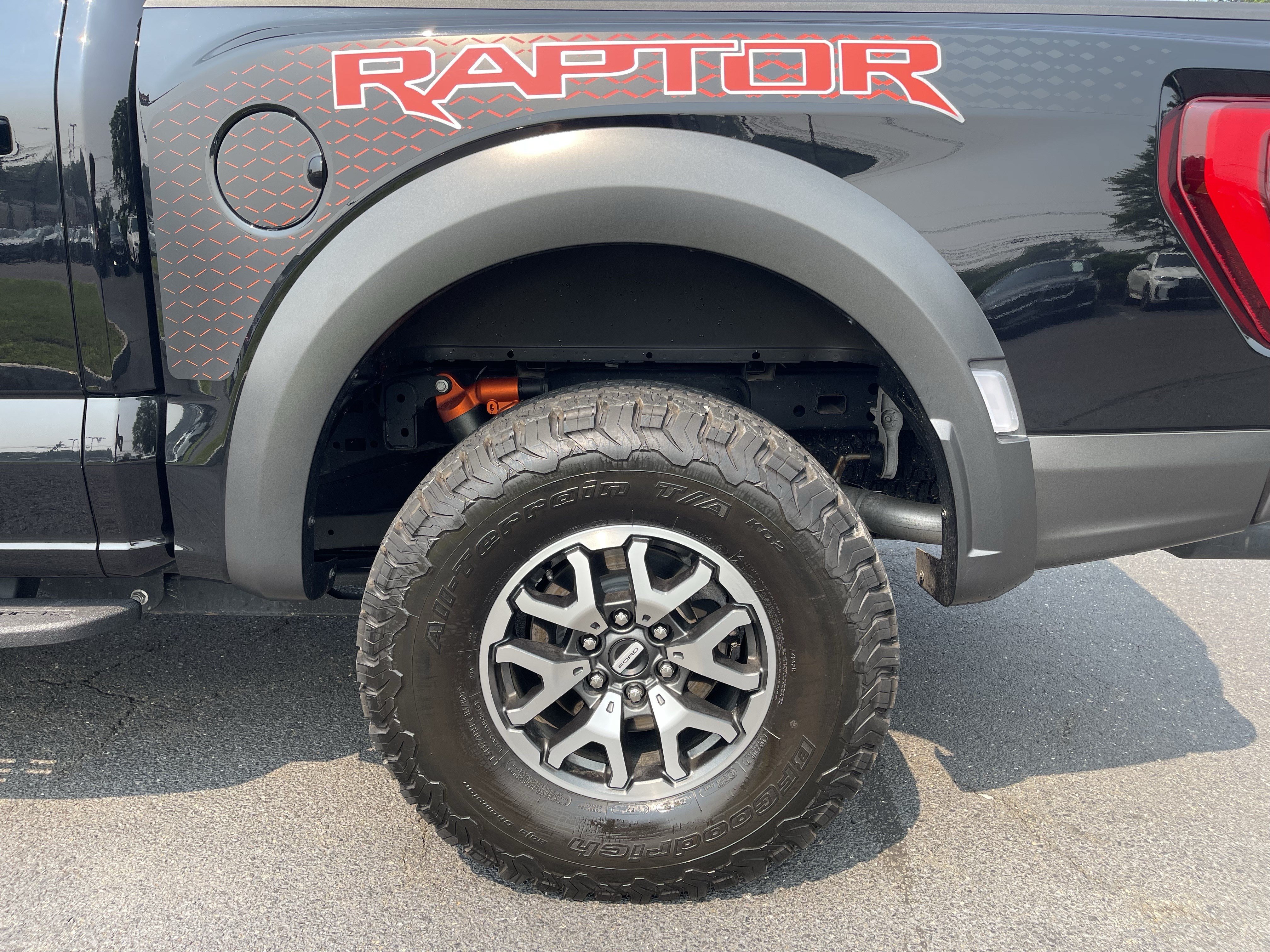 Used 2023 Ford F150 Raptor AWD/4WD image 8