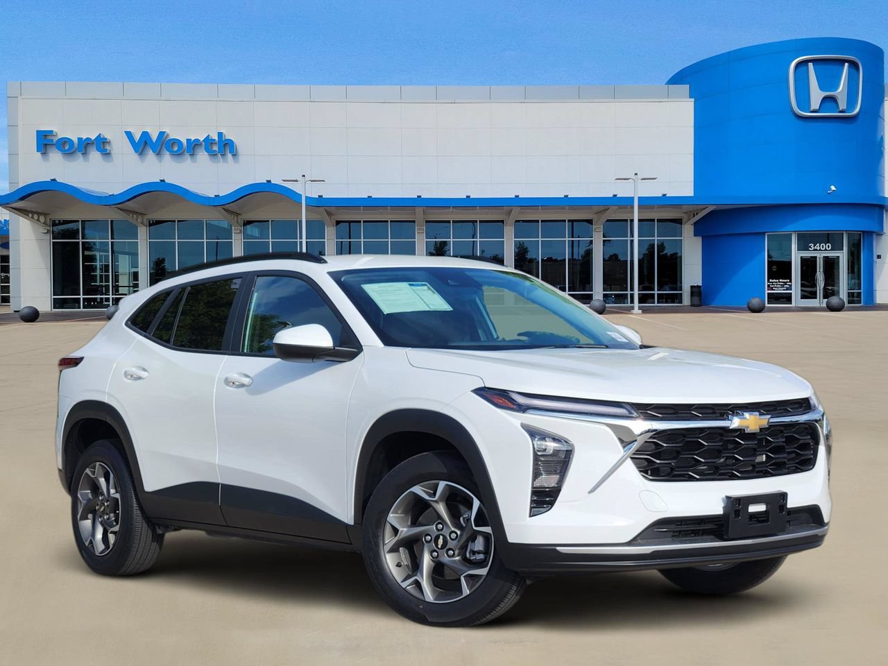 Used 2024 Chevrolet Trax LT FWD video 1