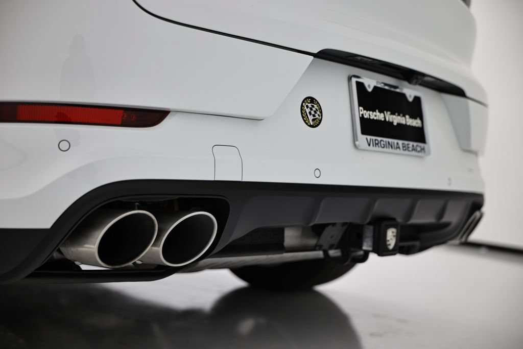 Certified 2025 Porsche Cayenne S AWD/4WD image 15