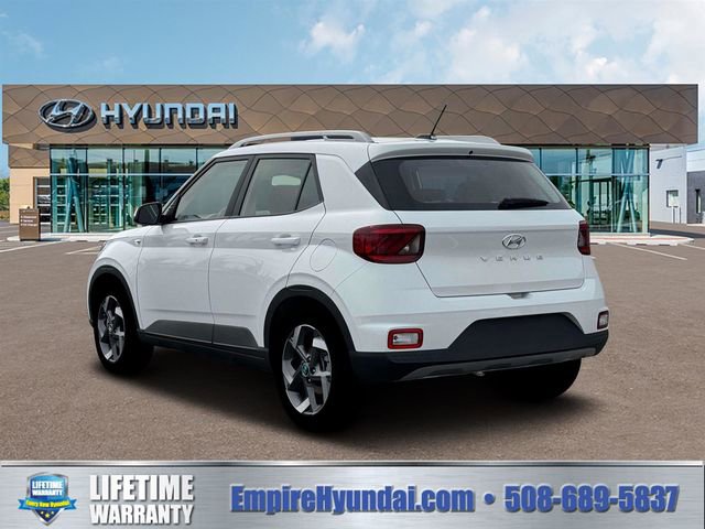 New 2026 Hyundai Venue SEL FWD image 5