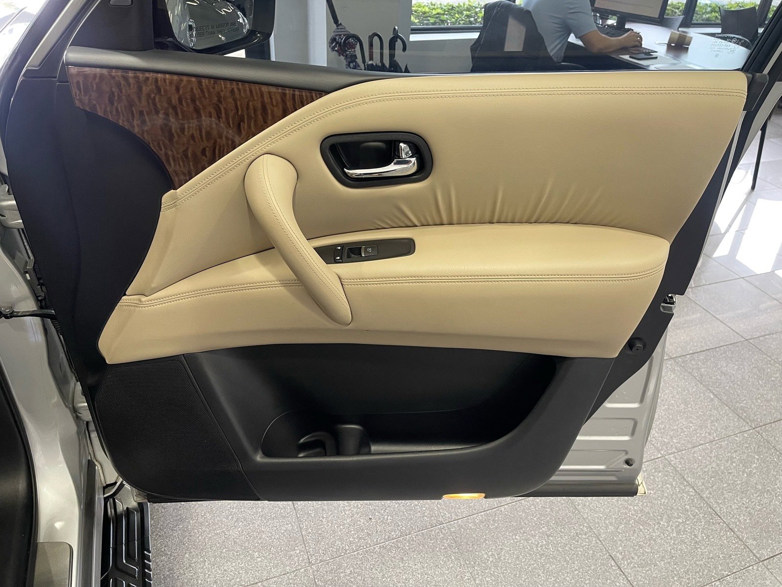 Used 2017 Nissan Armada Platinum w/ Captain Seat Package RWD image 41