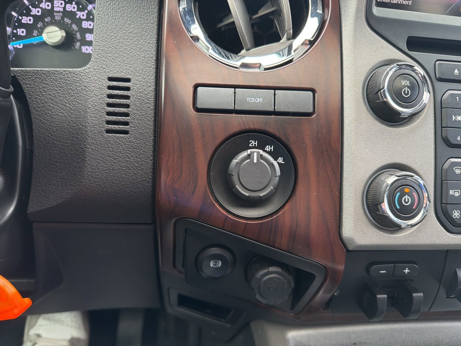 Used 2016 Ford F350 Lariat w/ Lariat Ultimate Package image 18