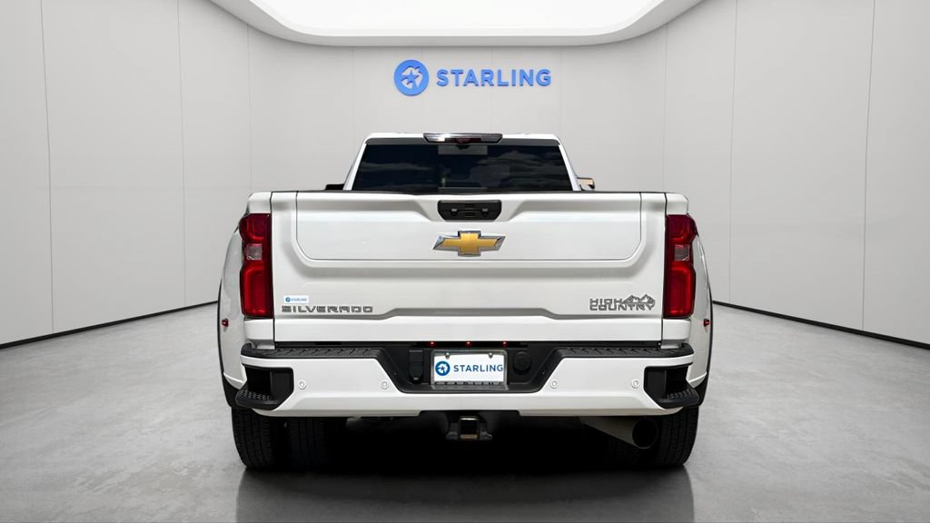 Certified 2024 Chevrolet Silverado 3500 High Country w/ High Country Premium Package AWD/4WD image 8