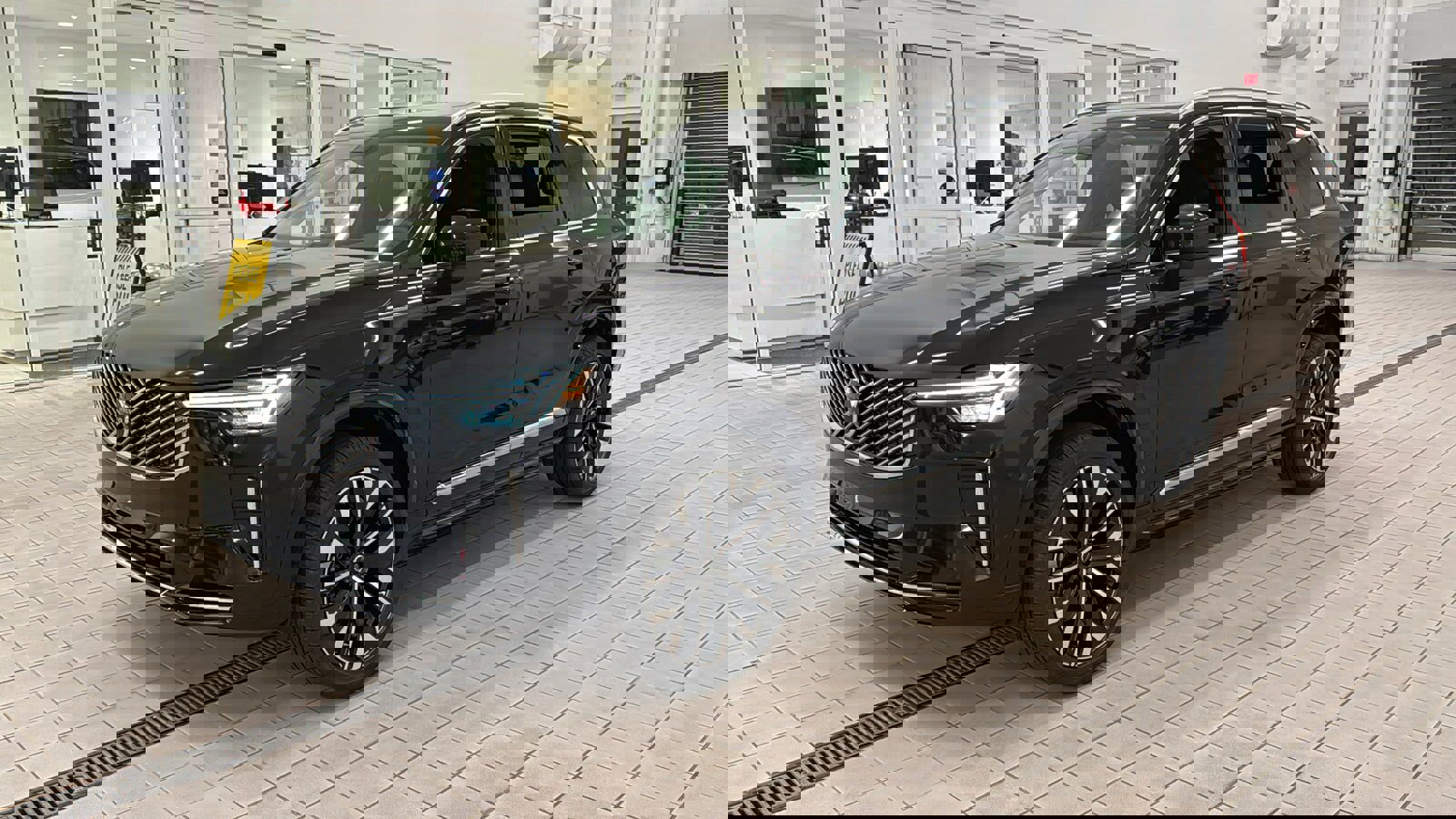 New 2026 Volvo XC90 B6 Plus w/ Protection Package Premier image 9