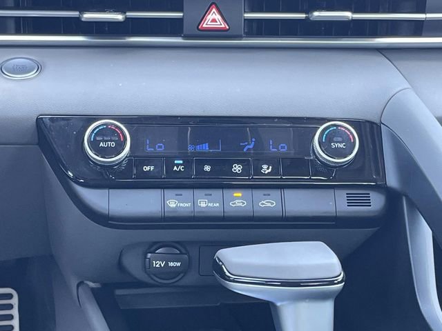 Used 2025 Hyundai Elantra Sport image 16