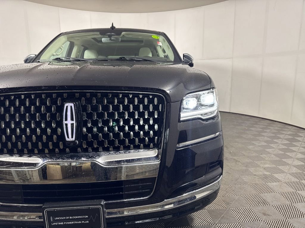 Certified 2023 Lincoln Navigator Black Label image 13