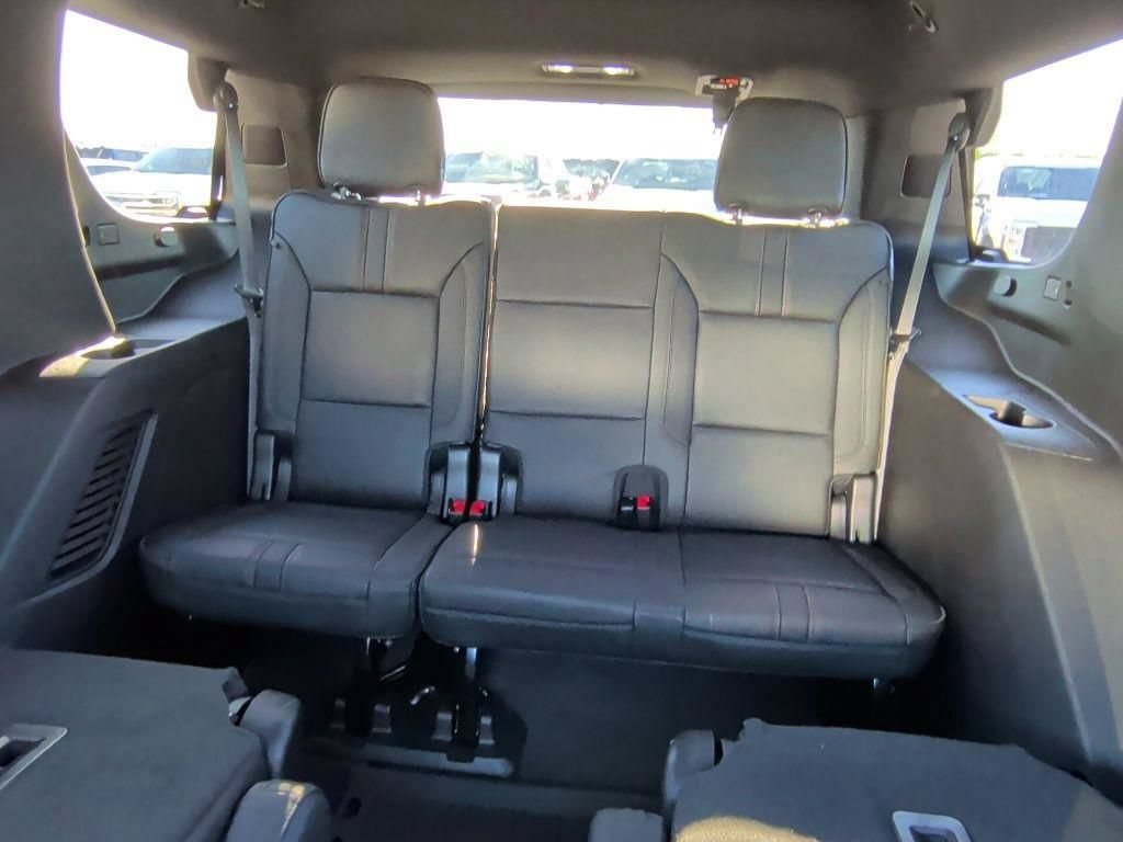Used 2023 Chevrolet Tahoe RST w/ Luxury Package AWD/4WD image 45