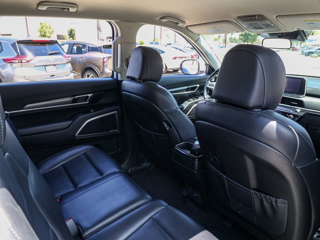 Used 2022 Kia Telluride LX AWD/4WD image 17