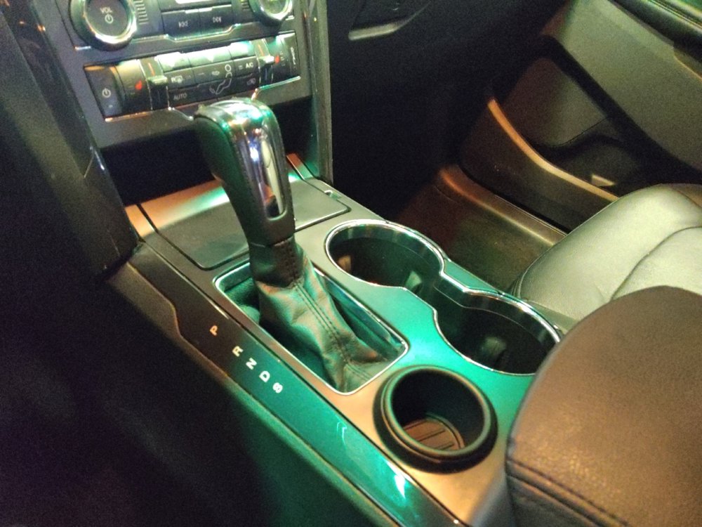 Used 2017 Ford Explorer XLT w/ Equipment Group 202A image 26