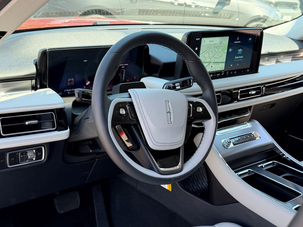 New 2026 Lincoln Aviator AWD image 12