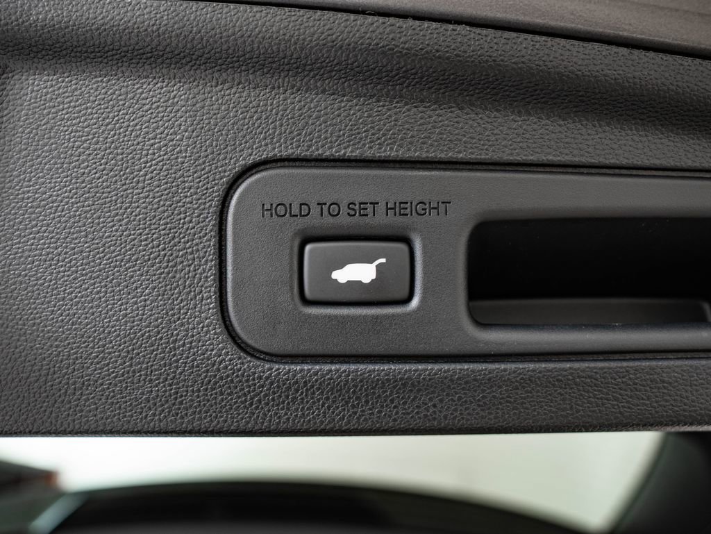 Certified 2026 Acura MDX w/ Technology Package image 22