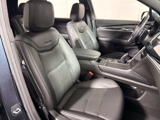 Used 2020 Cadillac XT6 Sport AWD/4WD image 13