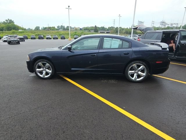 Used 2011 Dodge Charger Rallye RWD image 5