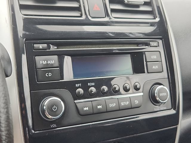Used 2015 Nissan Versa Note SV FWD image 11