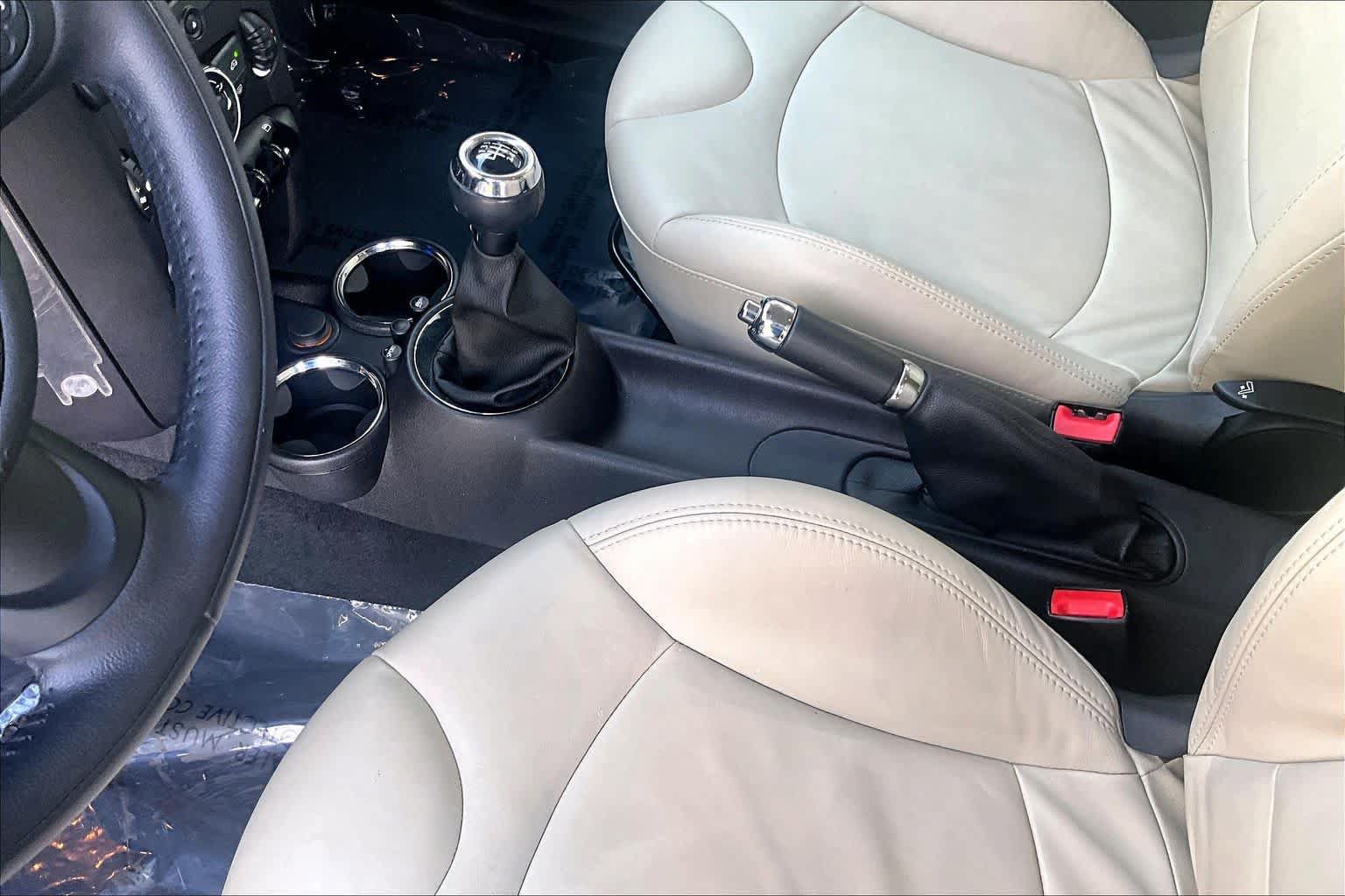 Used 2013 MINI Cooper Clubman S FWD image 16