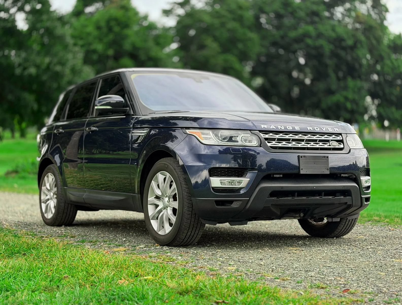 Used 2016 Land Rover Range Rover Sport HSE AWD/4WD image 12