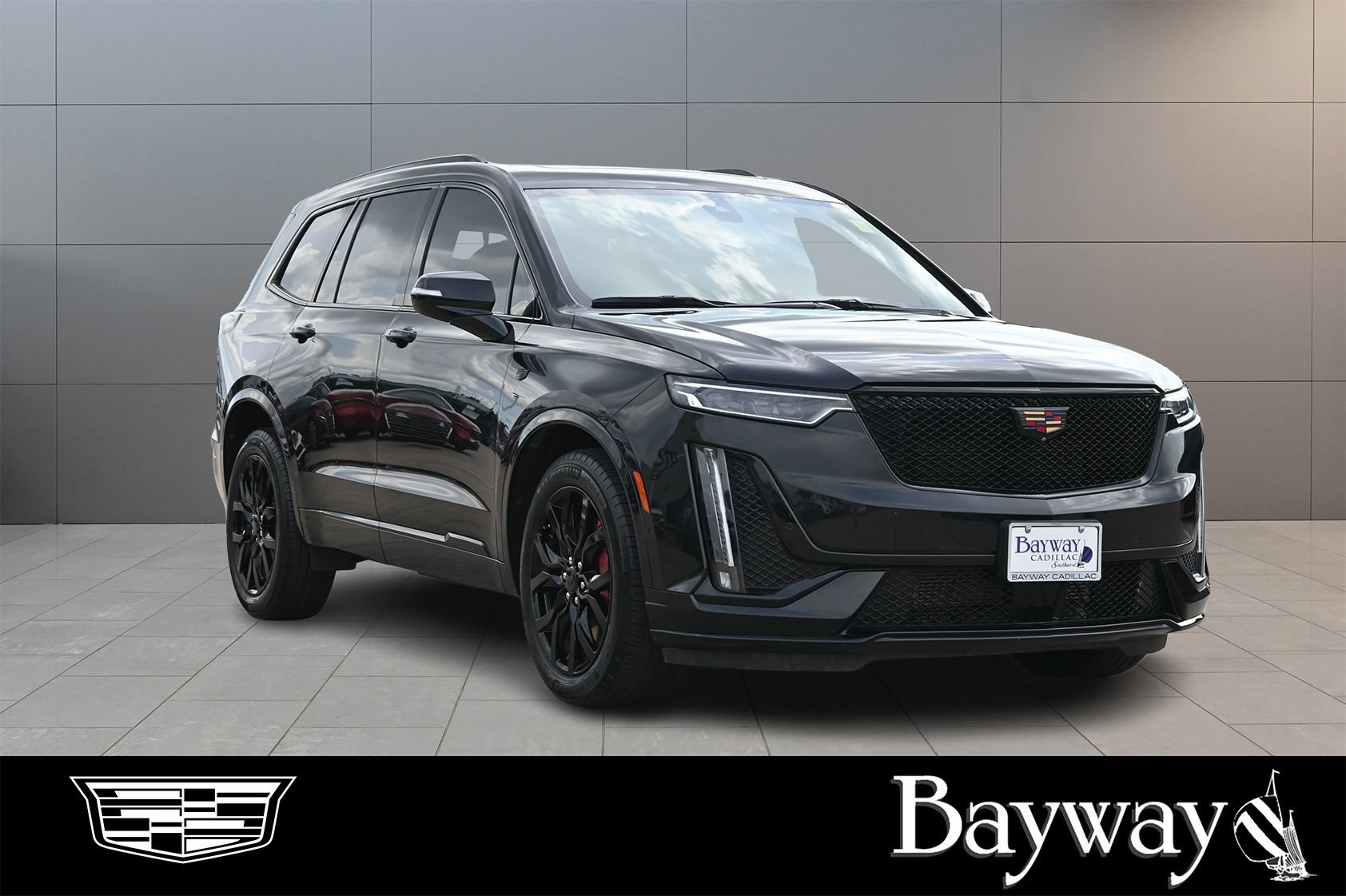 Certified 2024 Cadillac XT6 Sport w/ Platinum Package AWD/4WD image 3