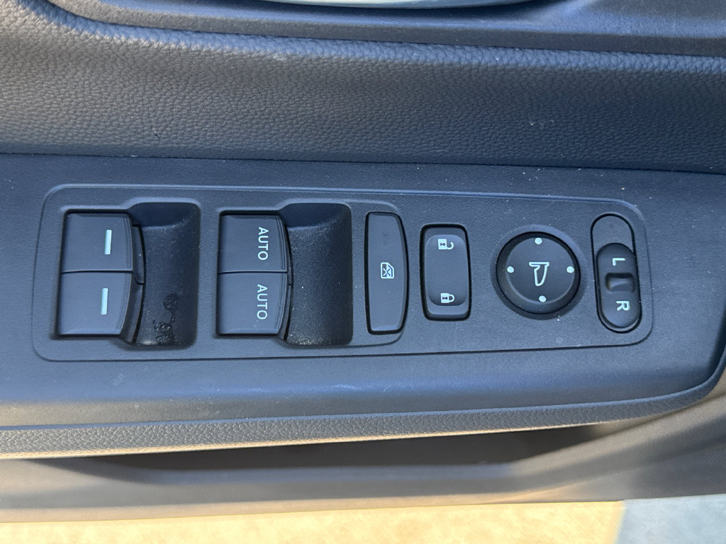 Certified 2025 Honda CR-V Sport image 15